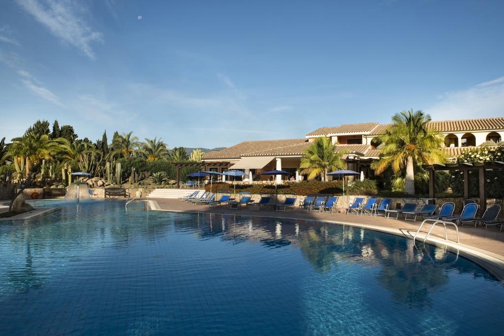 Lantana Resort Hotel&Apartments Pula Exterior photo